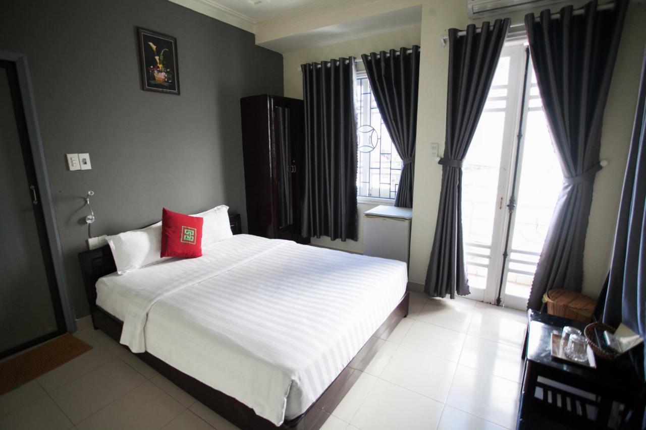 Hoang Trieu Hotel Hue Exterior foto